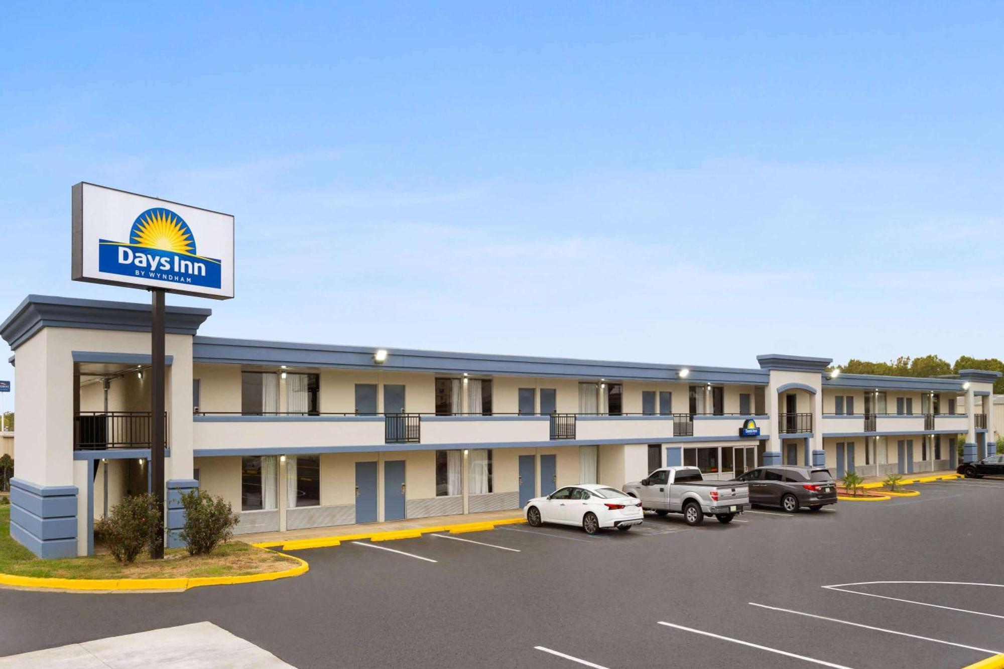 Days-Inn By Wyndham Montgomery I-85 Exterior foto